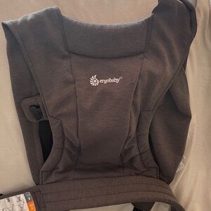 Ergobaby Embrace Grey